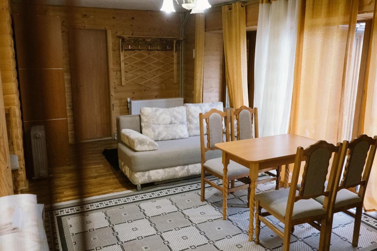 Sadyba Morozko Tatariv Esterno foto